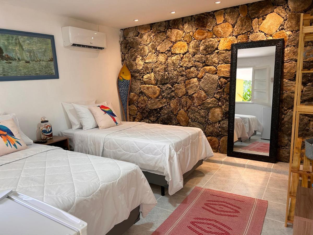 לינה וארוחת בוקר אנגרה דוס רייס Casa Amarela מראה חיצוני תמונה